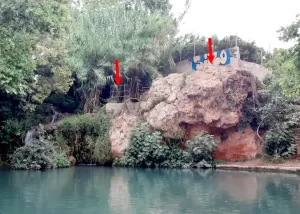 Cliff jumping at Gorgo Catalán from the diving board to the left and the rock to the right