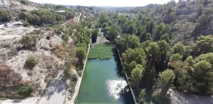 Embalse Amadorio dam slipway