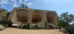 Old dam arches at Embalse Amadorio